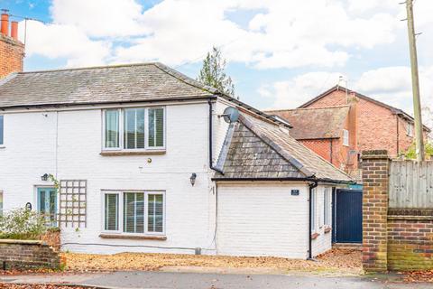 2 bedroom end of terrace house for sale, Andover Road, Newbury, Berkshire, RG14