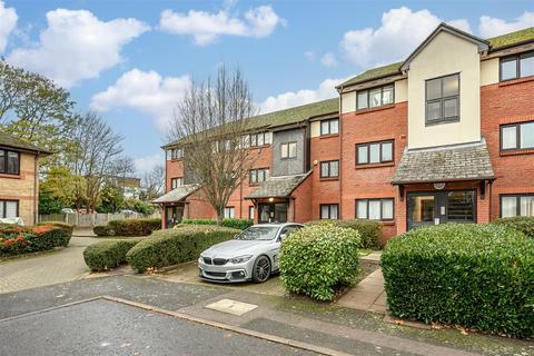 Maple Gate, Loughton