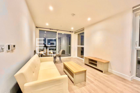 2 bedroom apartment to rent, Waterview House, Wembley HA0