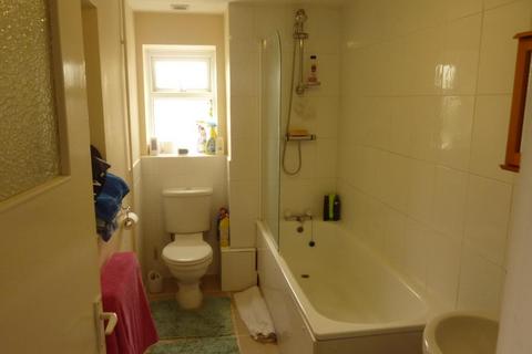 2 bedroom semi-detached house to rent, Stone Cottages, Linton ME17