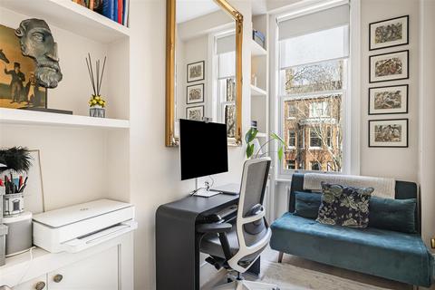 2 bedroom flat for sale, Castellain Road, Little Venice, W9