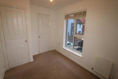 2 bedroom house to rent, Mariners Walk, Barry,
