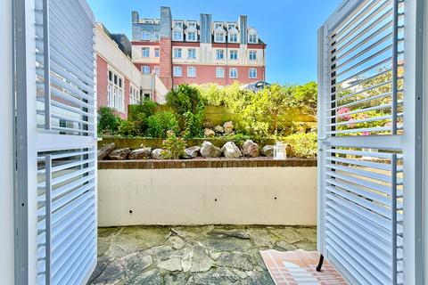 undefined, De la Warr Parade, Bexhill-on-Sea, TN40