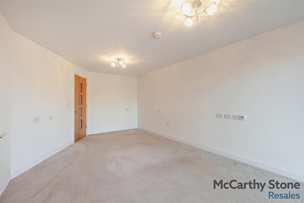 8671947-interior10-800.jpg