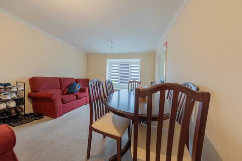 2 bedroom flat for sale, St. Johns Chase, March PE15