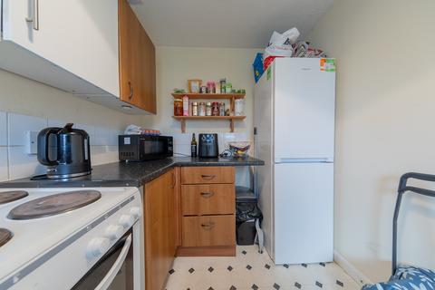 2 bedroom flat for sale, St. Johns Chase, March PE15