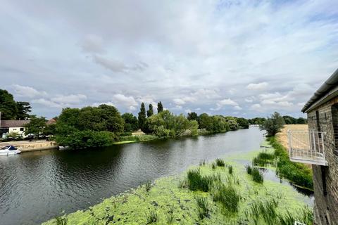 undefined, Bridge Place, Godmanchester PE29