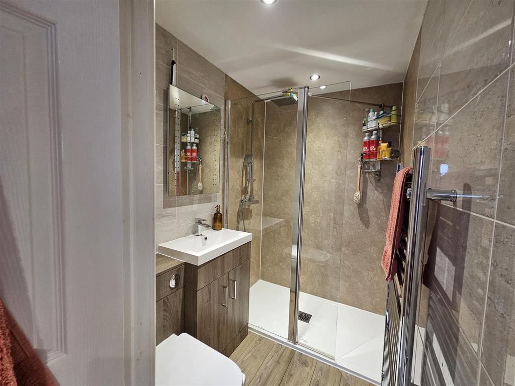 Ensuite