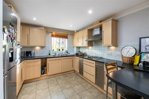 undefined, Lumley Road, Horley