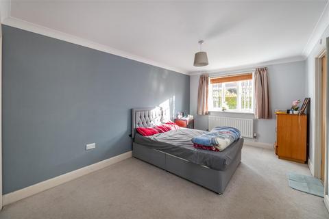 undefined, Lumley Road, Horley