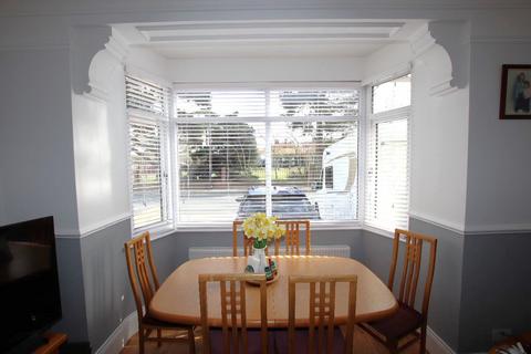 4 bedroom semi-detached house for sale, Holland Road, Clacton on Sea, CO15