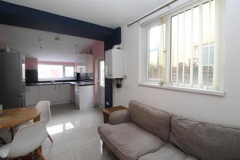undefined, North Road, Cardiff CF10