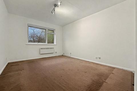 1 bedroom flat for sale, Bawtree Road, Uxbridge, UB8