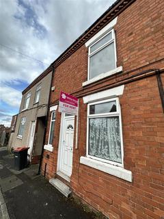 2 bedroom terraced house to rent, Fishers Street, Nottingham NG17