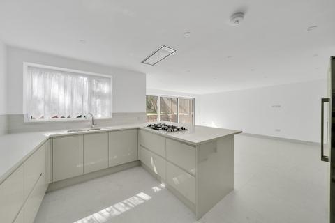 5 bedroom detached house to rent, Love Lane, Bexley, DA5