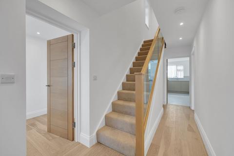 5 bedroom detached house to rent, Love Lane, Bexley, DA5