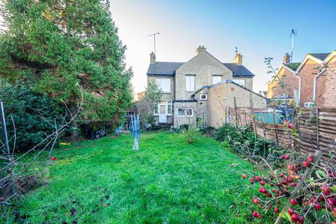 3 bedroom semi-detached house for sale, Soulbury Road, Linslade