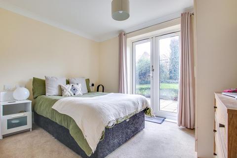 undefined, Hillcroft Close, Lymington, SO41