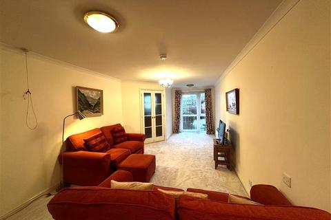 undefined, Kirk Brae, Cults, Aberdeen, AB15