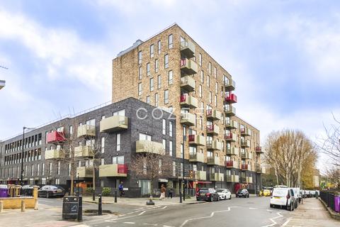 2 bedroom flat to rent, 15 Trafalgar Gardens, Stepney Green E1