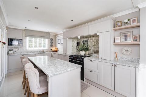 undefined, Punch Croft, New Ash Green DA3