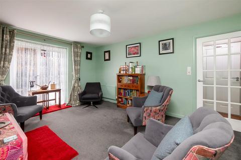 3 bedroom semi-detached house for sale, Poplar Way, Whitnash, Leamington Spa