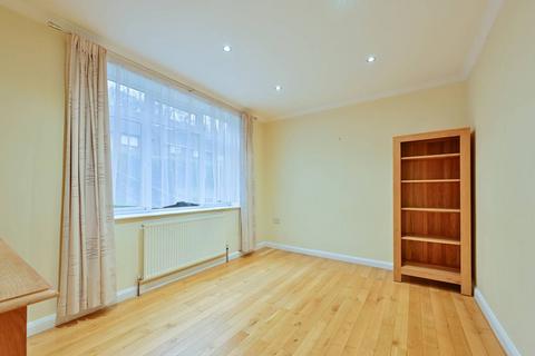 3 bedroom semi-detached house to rent, Bowring Green, WD19, Bushey, South Oxhey, WD19