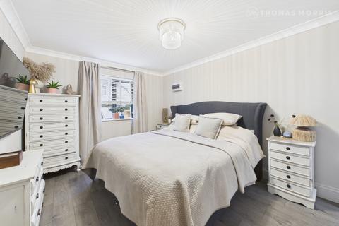 undefined, James Court, Ramsey PE26