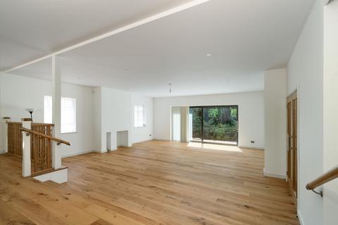 undefined, Highland Road, Purley, CR8