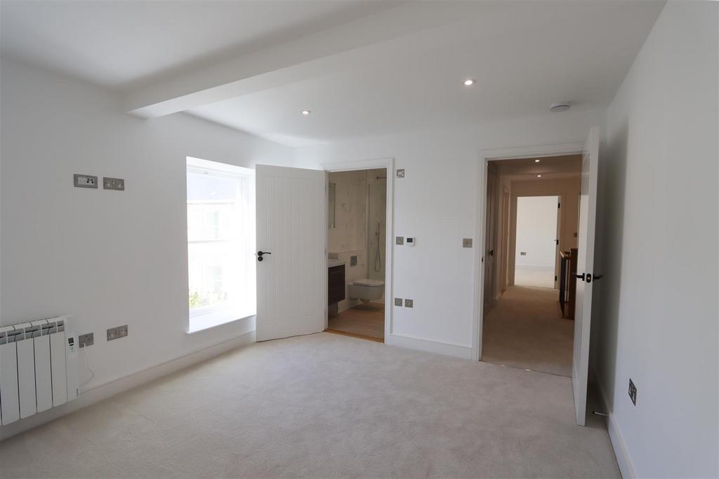 Primary bed edit 2 .jpg