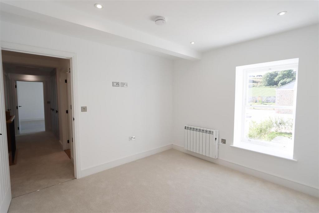 Bedroom 2 edit 2 .jpg