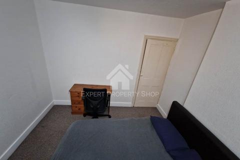undefined, Sheals Crescent, Maidstone
