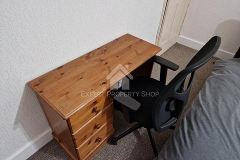 undefined, Sheals Crescent, Maidstone