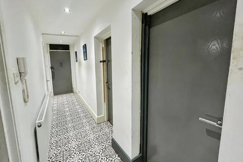 2 bedroom flat for sale, Rawlins Street, Fairfield