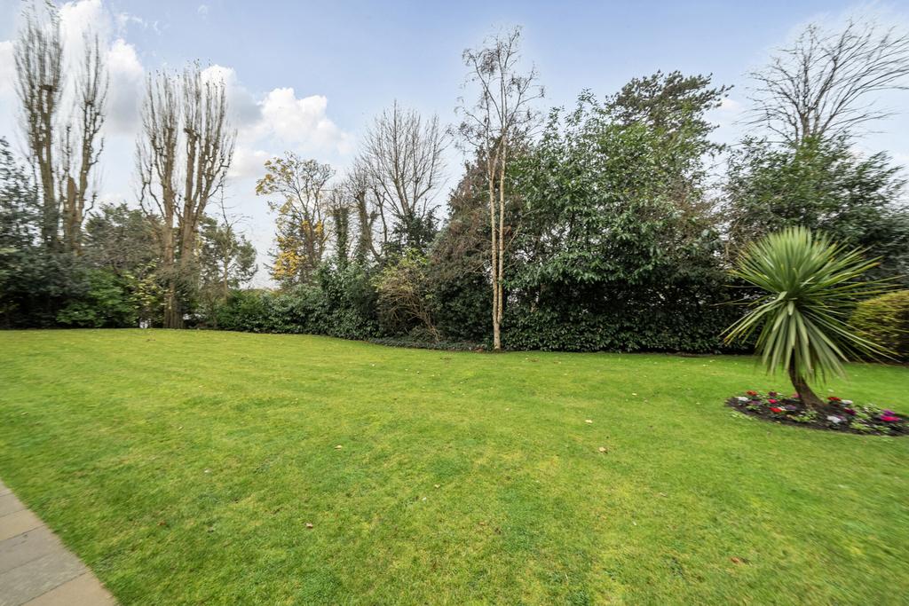 1386387-16-692d96...