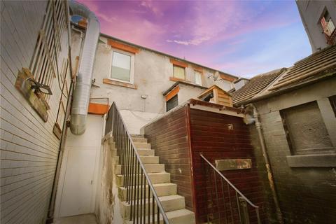 3 bedroom maisonette to rent, Lamb Street, South Lanarkshire ML3