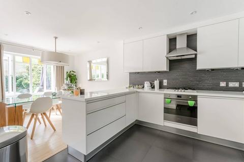 undefined, Oak Park Gardens, Southfields, London, SW19