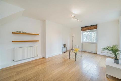 Guildford Road, London SW8