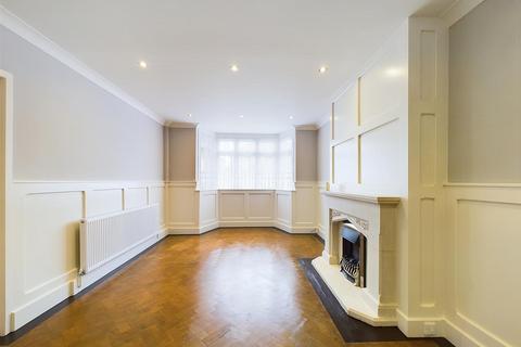 undefined, Lawn Close, Ruislip HA4