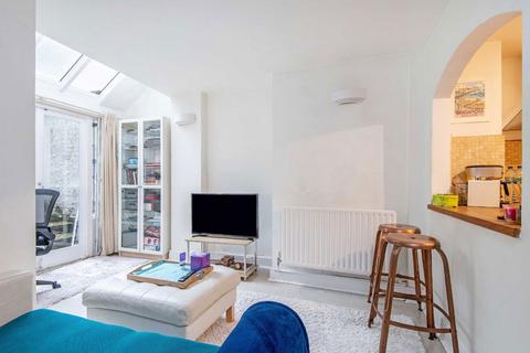 1 bedroom flat to rent, Philbeach Gardens, London SW5