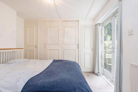 1 bedroom flat to rent, Philbeach Gardens, London SW5