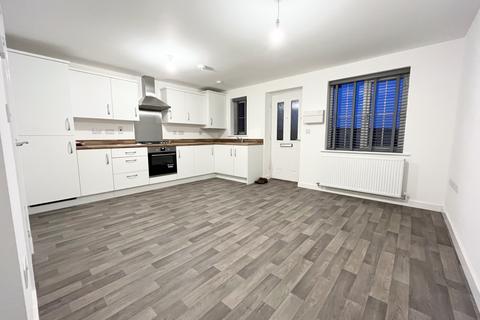 1 bedroom semi-detached house to rent, Hector Drive, Peterborough PE2