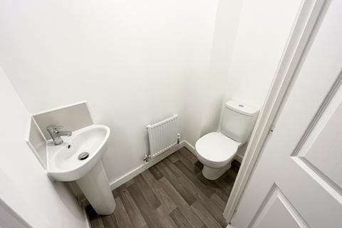1 bedroom semi-detached house to rent, Hector Drive, Peterborough PE2