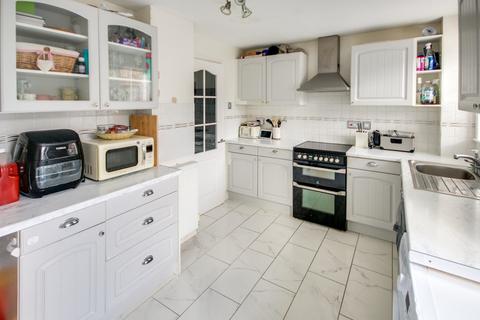 undefined, The Glades, East Grinstead, RH19