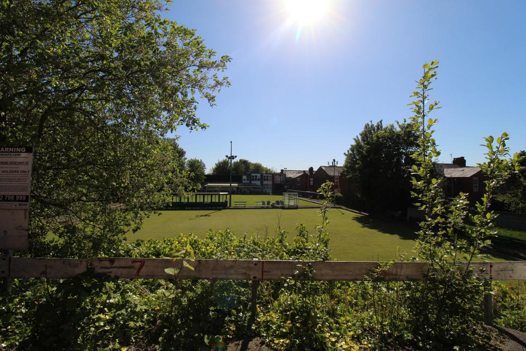 Flat 4, 1 Stanley Terrace