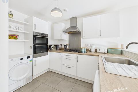 undefined, Cheddington Grove, Kingsbrook, Aylesbury