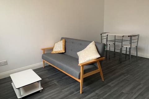 1 bedroom flat to rent,  Lizmans Court, Oxford OX4