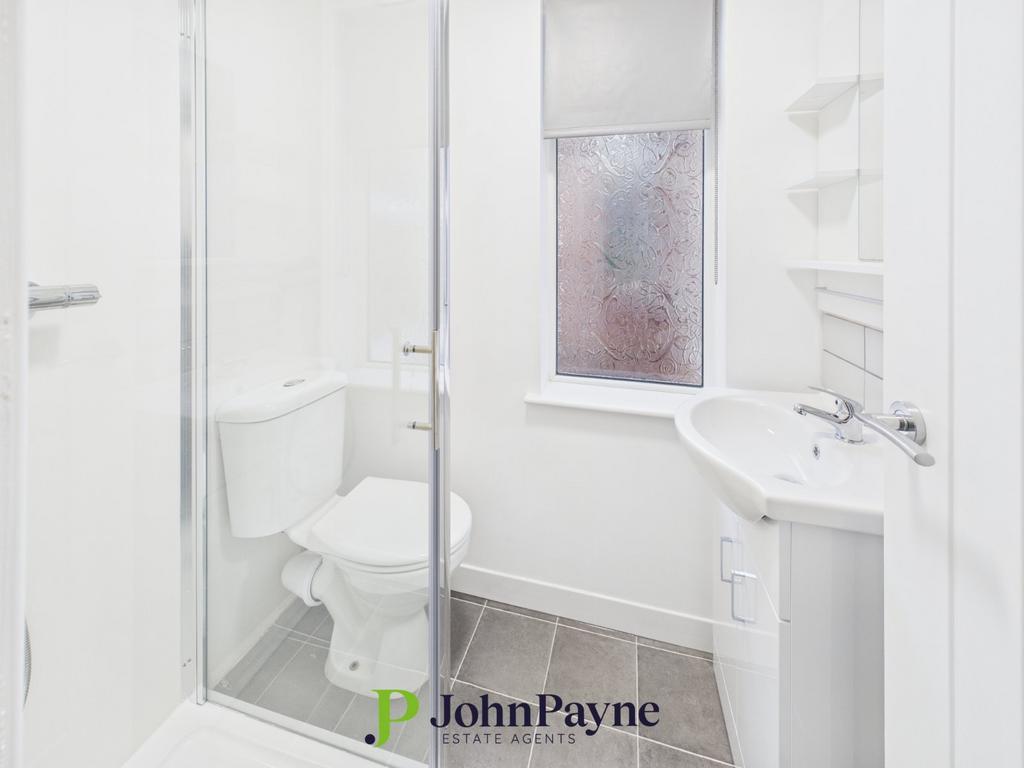1st Floor Shower