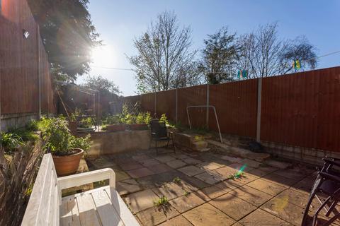 2 bedroom flat for sale, Sherbourne Close, Hove, BN3