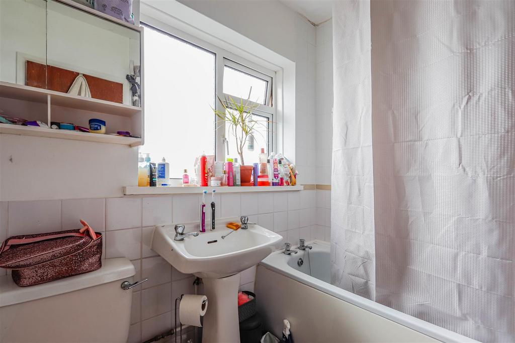 Romilly Road -2.jpg
